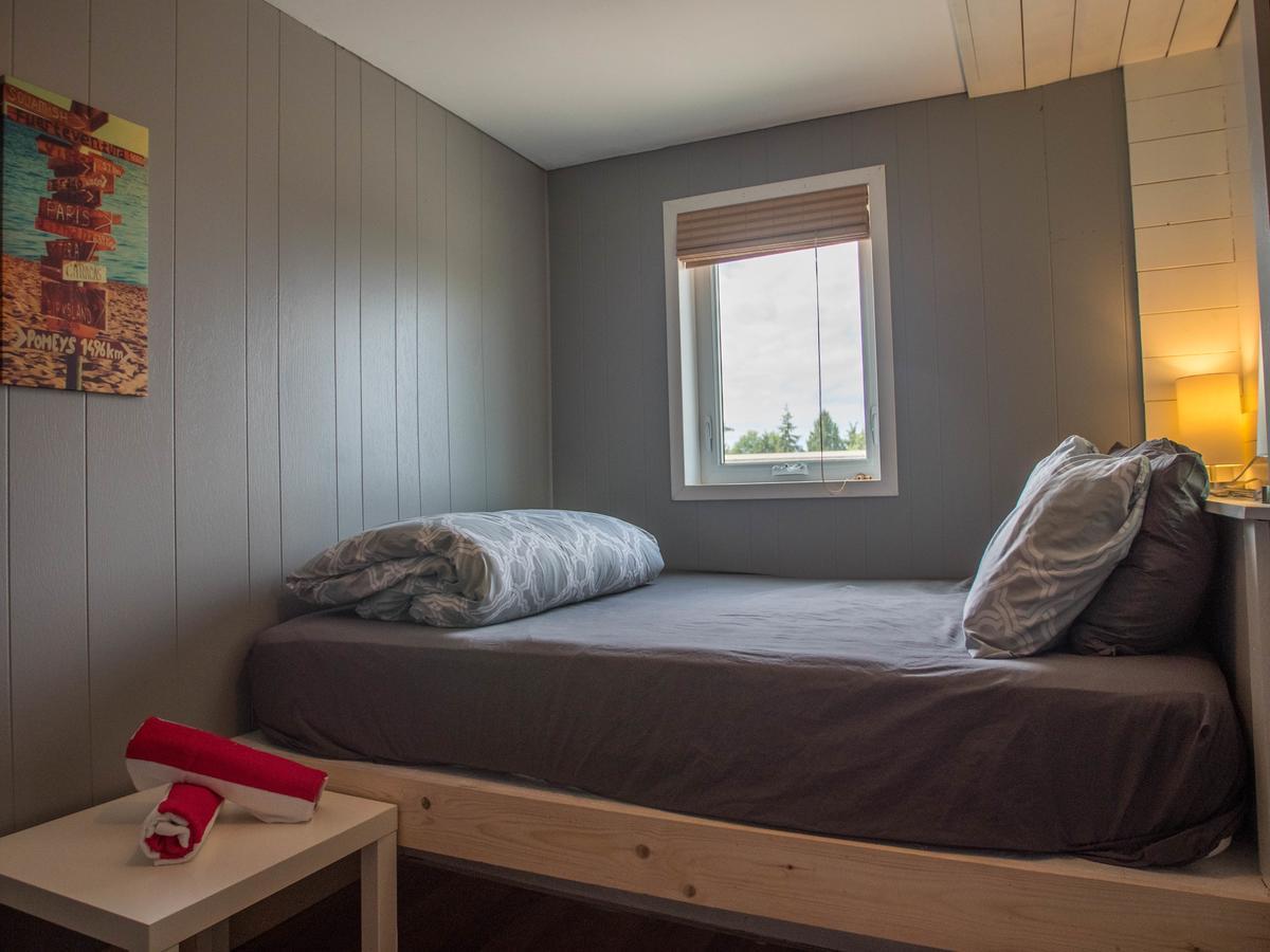 Surfs Inn Rainforest Cottages Ucluelet Esterno foto